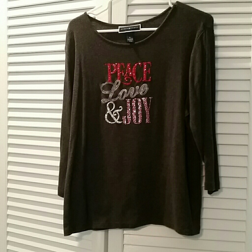 Karen Scott Heather gray Peace, Love, & Joy tee